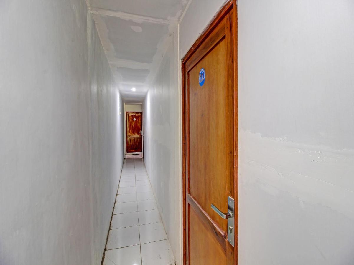 OYO 91690 Moza Guest House Klaten Extérieur photo